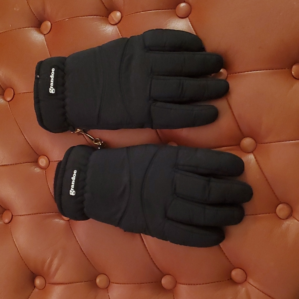 GRANDOE Dri-Gard SKI Gloves. Size large